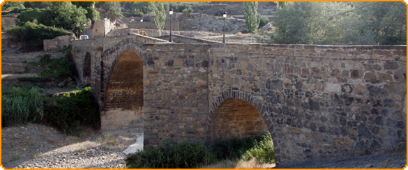 Puente Medieval